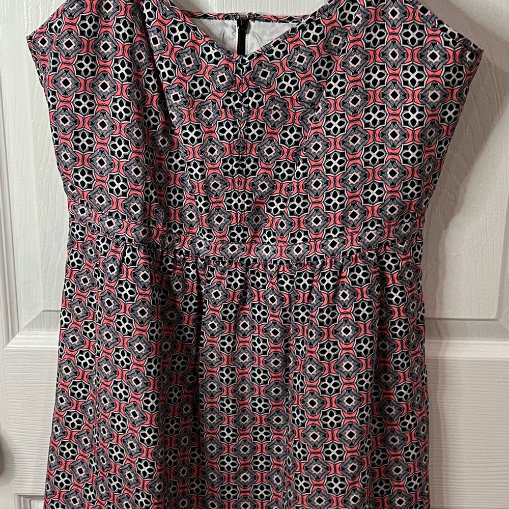 Stylish Dress with Geometric Pattern